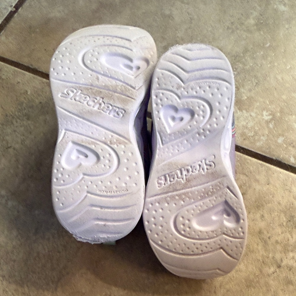 Skechers Toddler Heart Lights Sneakers in Purple, Pink & Mint - Picture 2 of 5